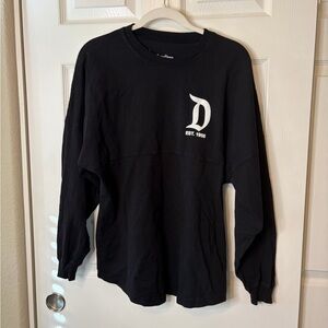Washed Black Disneyland Spirt Jersey w/ White Script XS Comfy Washed